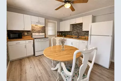 417 Boundary Street, Haw River, NC 27258 - Photo 6