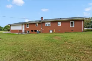 3827 Nc Hwy 772, Walnut Cove, NC 27052 - Photo 36