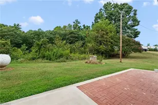 3827 Nc Hwy 772, Walnut Cove, NC 27052 - Photo 32