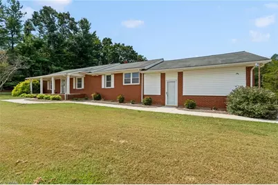 3827 Nc Highway 772, Walnut Cove, NC 27052 - Photo 2
