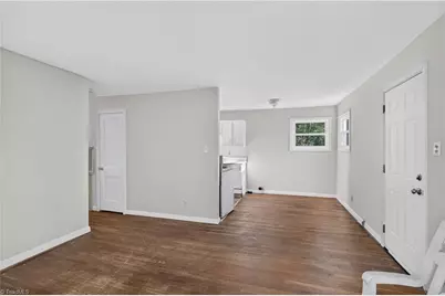 2104 Hiatt Street, Greensboro, NC 27403 - Photo 4