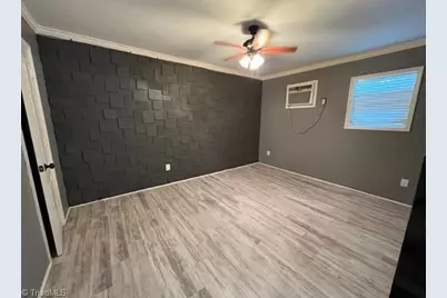 4295 Brownsboro Road #9, Winston-Salem, NC 27106 - Photo 4