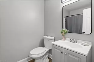 4 Sharon Dr, Thomasville, NC 27360 - Photo 18