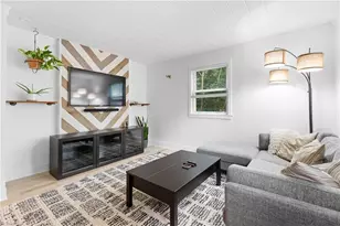 443 Irving St, Winston-Salem, NC 27103 - Photo 2