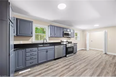 822 Birch Lane, Kernersville, NC 27284 - Photo 10