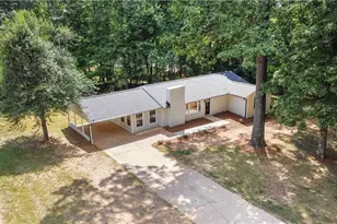 822 Birch Ln, Kernersville, NC 27284 - Photo 2