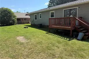 3017 Wendover Ave, Greensboro, NC 27405 - Photo 12
