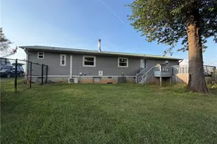 297 Collins Rd, Dobson, NC 27017 - Photo 4