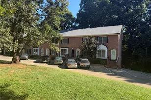1437 King Charles Dr, Clemmons, NC 27012 - Photo 1