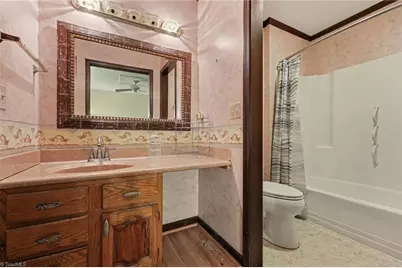204 Ridgelea Court, Winston-Salem, NC 27104 - Photo 14