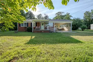 7805 Jackson School Rd, Browns Summit, NC 27214 - Photo 4