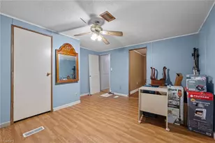 123 & 135 Third Ct, Reidsville, NC 27320 - Photo 16