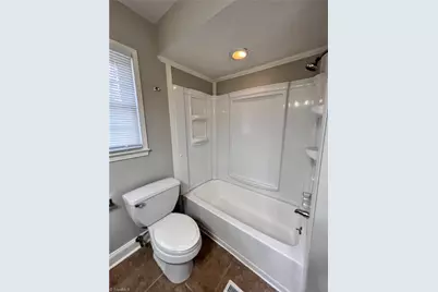 310 Woodlake Drive, Greensboro, NC 27406 - Photo 18