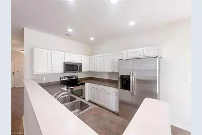 834 Central Park Avenue, Greensboro, NC 27407 - Photo 2