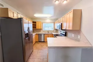 2219 Shadow Valley Rd, High Point, NC 27265 - Photo 2