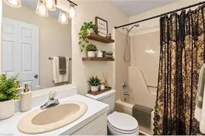 4000 S Bend Drive, Winston-Salem, NC 27107 - Photo 18