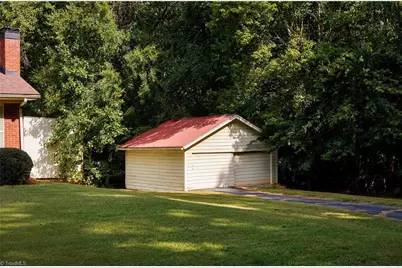 187 Red Sparrow Lane, Lexington, NC 27295 - Photo 24