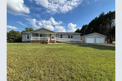 150 Springfield Road, Pilot Mountain, NC 27041 - Photo 2