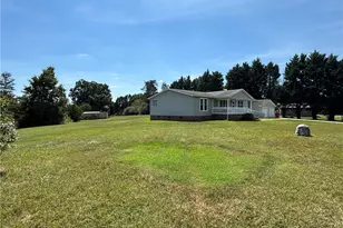 150 Springfield Rd, Pilot Mountain, NC 27041 - Photo 26