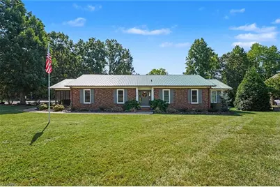 222 Devonway Street, Eden, NC 27288 - Photo 4
