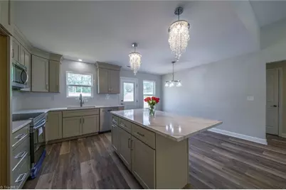 5705 Marshallgate Drive, Winston-Salem, NC 27105 - Photo 14