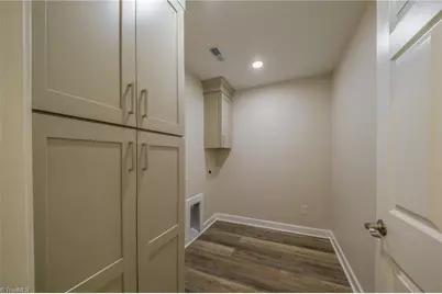 5705 Marshallgate Drive, Winston-Salem, NC 27105 - Photo 24
