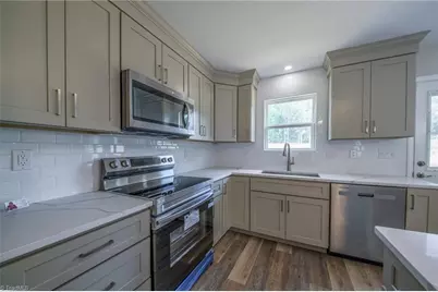 5705 Marshallgate Drive, Winston-Salem, NC 27105 - Photo 16