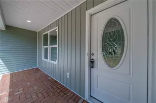 5705 Marshallgate Dr, Winston-Salem, NC 27105 - Photo 4