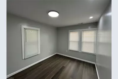 525 W Virginia Street, Mount Airy, NC 27030 - Photo 10