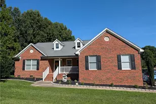 500 Brown Bark Ln, Gibsonville, NC 27249 - Photo 2