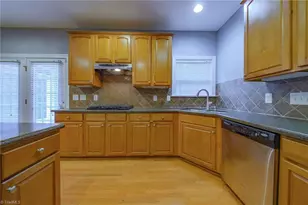 515 Hannah McKenzie Dr, Greensboro, NC 27455 - Photo 24