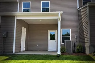 413 Dandelion Ct, Mebane, NC 27302 - Photo 2