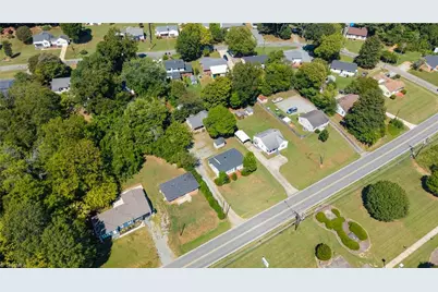 1911 Tucker Street, Burlington, NC 27215 - Photo 40
