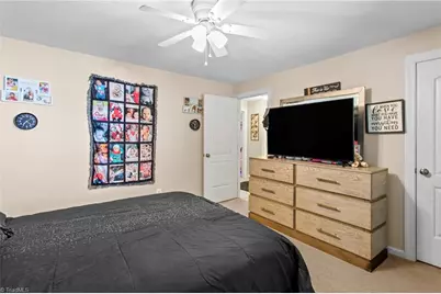 1911 Tucker Street, Burlington, NC 27215 - Photo 18