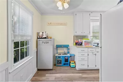 1911 Tucker Street, Burlington, NC 27215 - Photo 12