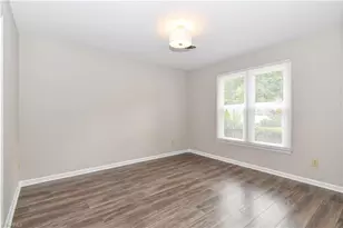 3538 Lawndale Dr, Greensboro, NC 27408 - Photo 14