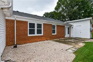 3538 Lawndale Dr, Greensboro, NC 27408 - Photo 18
