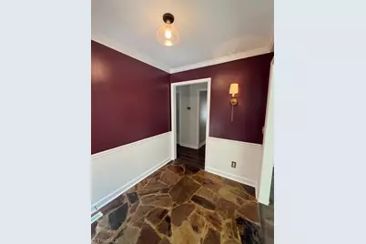 4706 Horseshoe Lane, Greensboro, NC 27410 - Photo 8