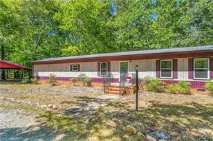 6243 Quail Hollow Dr, Pleasant Garden, NC 27313 - Photo 4