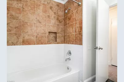 1527 Sherwood Drive, Burlington, NC 27215 - Photo 30