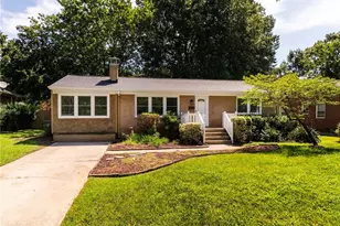 1527 Sherwood Dr, Burlington, NC 27215 - Photo 1