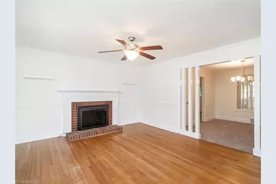 1527 Sherwood Drive, Burlington, NC 27215 - Photo 4