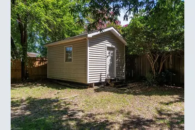 1527 Sherwood Drive, Burlington, NC 27215 - Photo 38