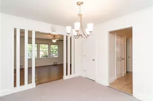 1527 Sherwood Dr, Burlington, NC 27215 - Photo 8