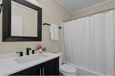 1714 N Hamilton Street #C, High Point, NC 27262 - Photo 22