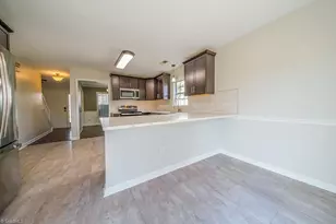 6132 Birkdale Dr, High Point, NC 27265 - Photo 12