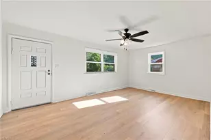 1664 NE 23rd St, Winston-Salem, NC 27105 - Photo 4