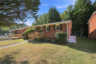 1664 NE 23rd St, Winston-Salem, NC 27105 - Photo 2