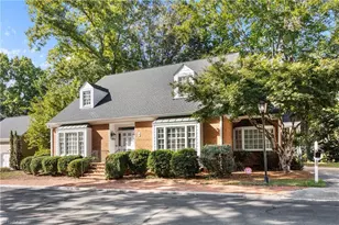 7 Ashton Square, Greensboro, NC 27408 - Photo 4