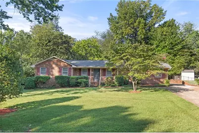2909 Marlborough Road, Burlington, NC 27215 - Photo 2